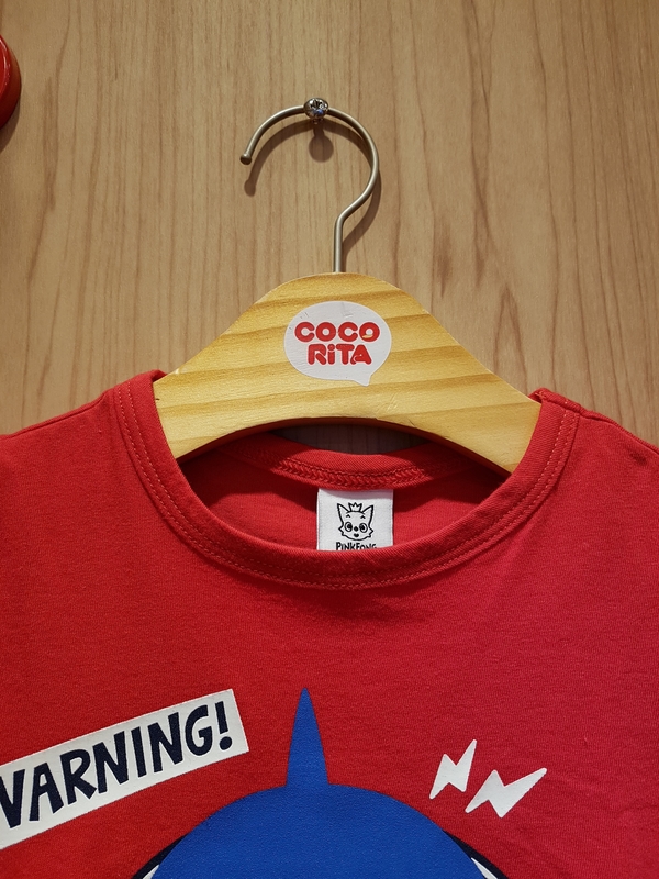 <b><p>Kokorita Pink pong Shark family Lumous T-shirt</p></b><b><p>ゴマゾウタ ピンクポン サメの家族 夜光 Tシャツ</p></b><br /><br /><p align='center'>