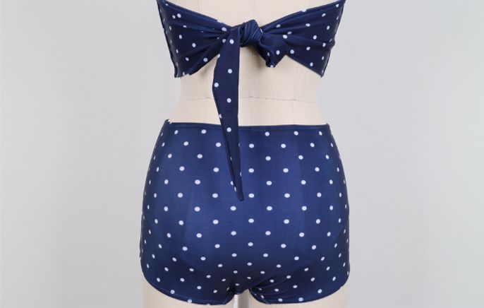 <b><p>Navy dots High waist bikini Mono Halter basic</p></b><b><p>ネイビードット ハイウエスト ビキニ モノ ホルターネック ベーシ 水着 薄い見える</p></b><br /><br /><p align='center'>