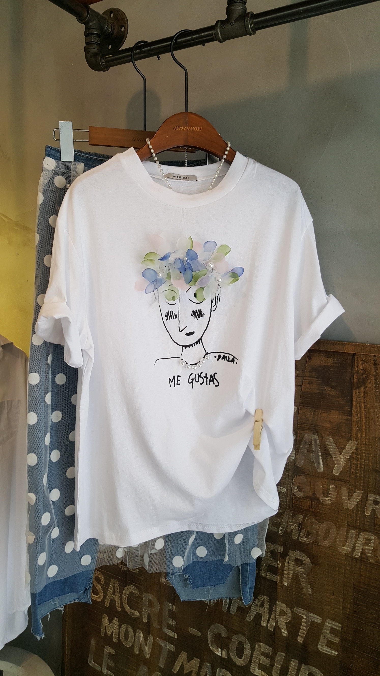 <b><p>Three-dimensional flower Pearl Short slves</p></b><b><p>立体花 真珠 半袖 Tシャツ 甘く甘く ユニーク 特別な日 外出 30代の女性 記念日</p></b><br /><br /><p align='center'>