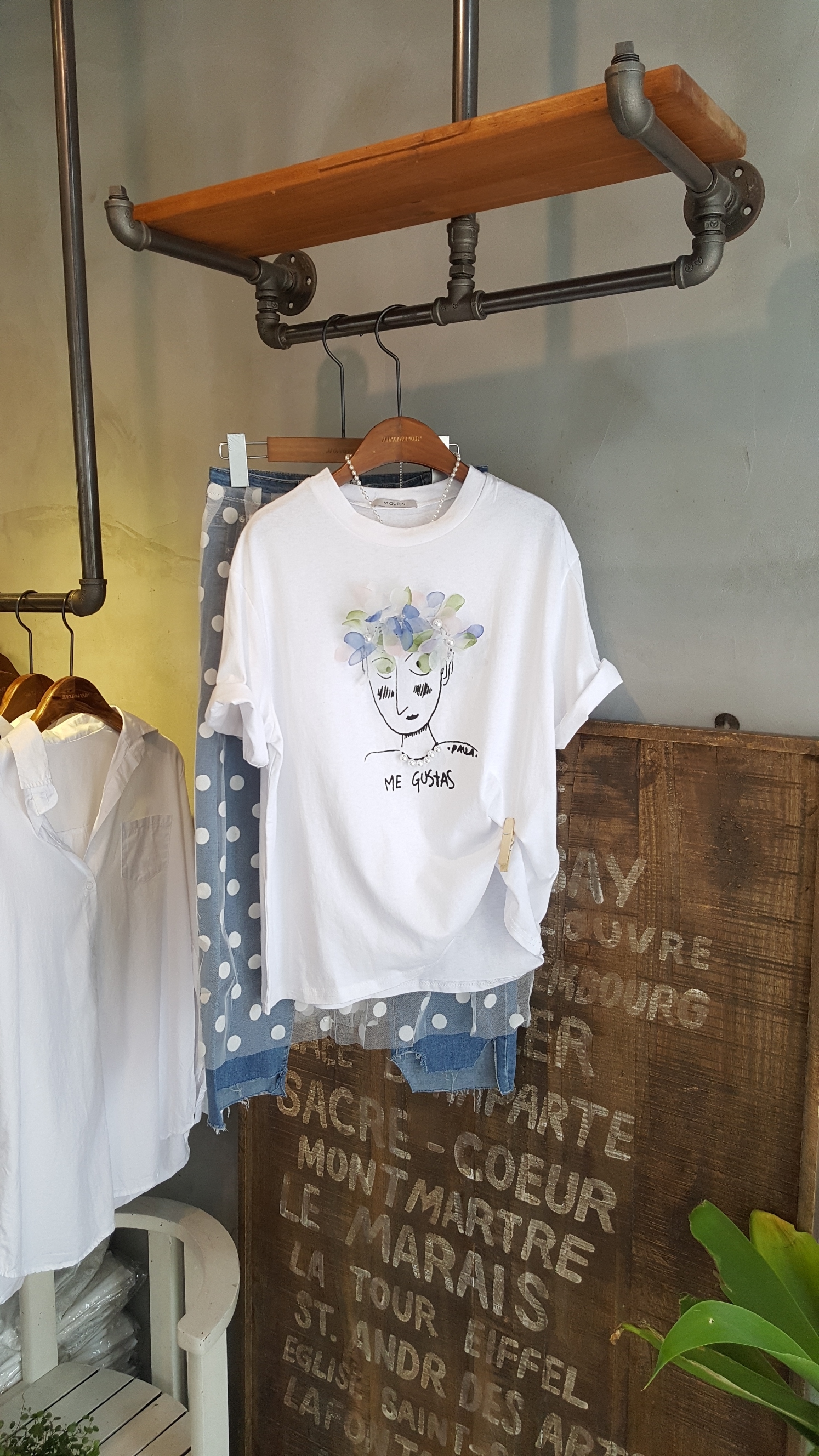 <b><p>Three-dimensional flower Pearl Short slves</p></b><b><p>立体花 真珠 半袖 Tシャツ 甘く甘く ユニーク 特別な日 外出 30代の女性 記念日</p></b><br /><br /><p align='center'>