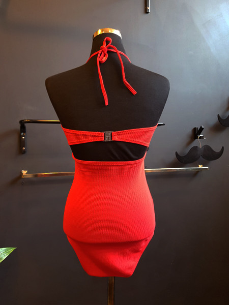 <b><p>Mourning Halter wave noki one piece swimsuit</p></b><b><p>無排 ホルターネック 波 ウェーブ モノキニ ワンピース 水着 4色 薄い見える</p></b><br /><br /><p align='center'>