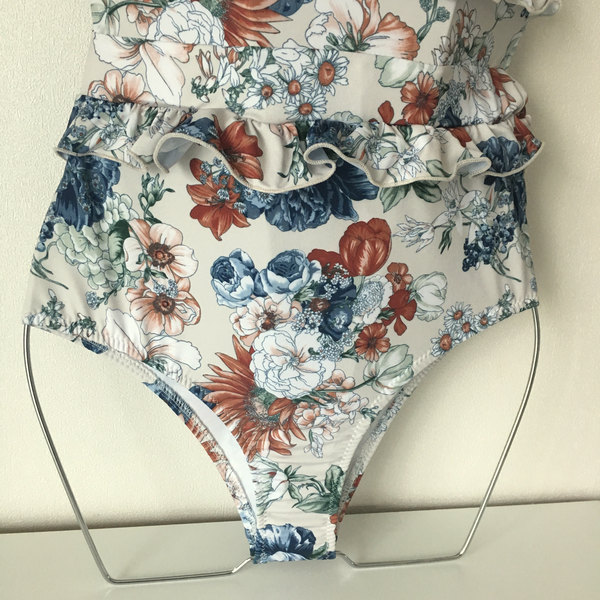 <b><p>Same day shipping Zimr Frill Monoki 2col</p></b><b><p>即日発送 ジマーフリル モノキニ 2col ブワ ビュー 水着通販 個人 屋外 サルック</p></b><br /><br /><p align='center'>