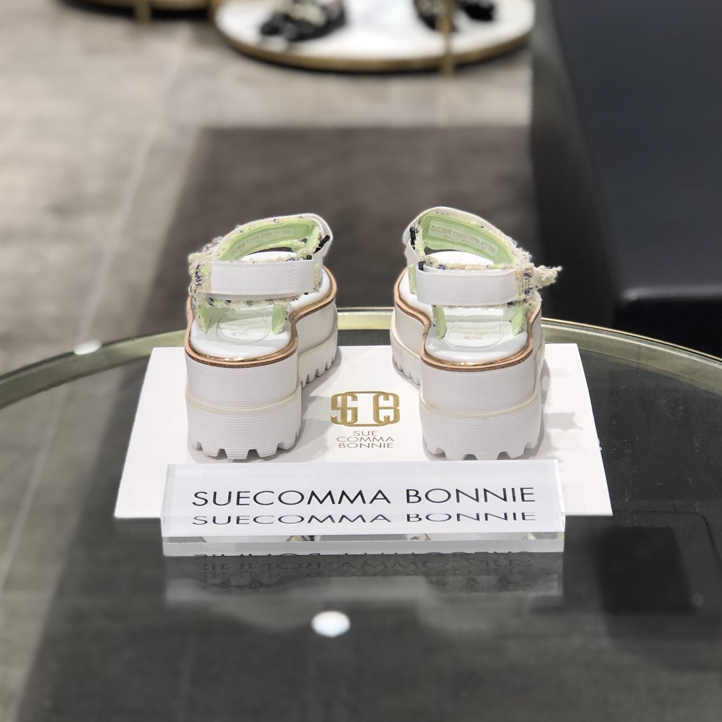 <b><p>Shu Comma Bonnie suecbe Tweed internatial</p></b><b><p>シューコンマみる suecommabonnie ツイード 国際的な 砂 grn DG2BM17023</p></b><br /><br /><p align='center'>