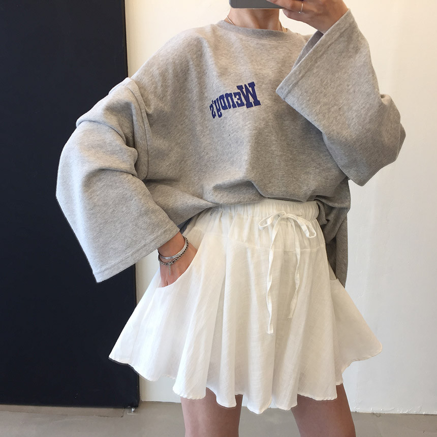 <b><p>Wendy Boxed T-shirt 4color Printing Roulette</p></b><b><p>ウェンディ ボックスTシャツ 4色 印刷 ルーズフィット チュリ 女性長袖 オ・バフェ</p></b><br /><br /><p align='center'>