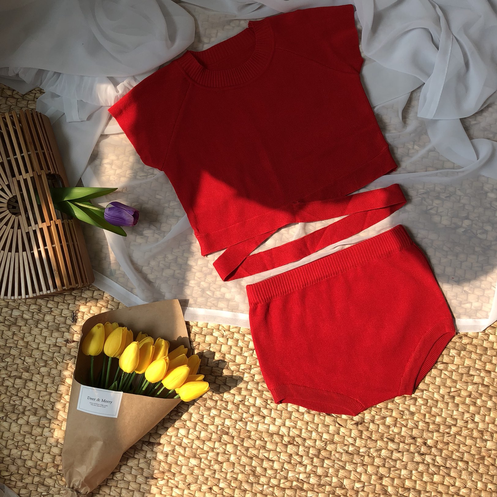 <b><p>Same day shipping X kk Body ape correction</p></b><b><p>即日発送 Xの ねじれ 体型補正 ニット ビキニ ツーピース 薄い見える 半袖 水着</p></b><br /><br /><p align='center'>