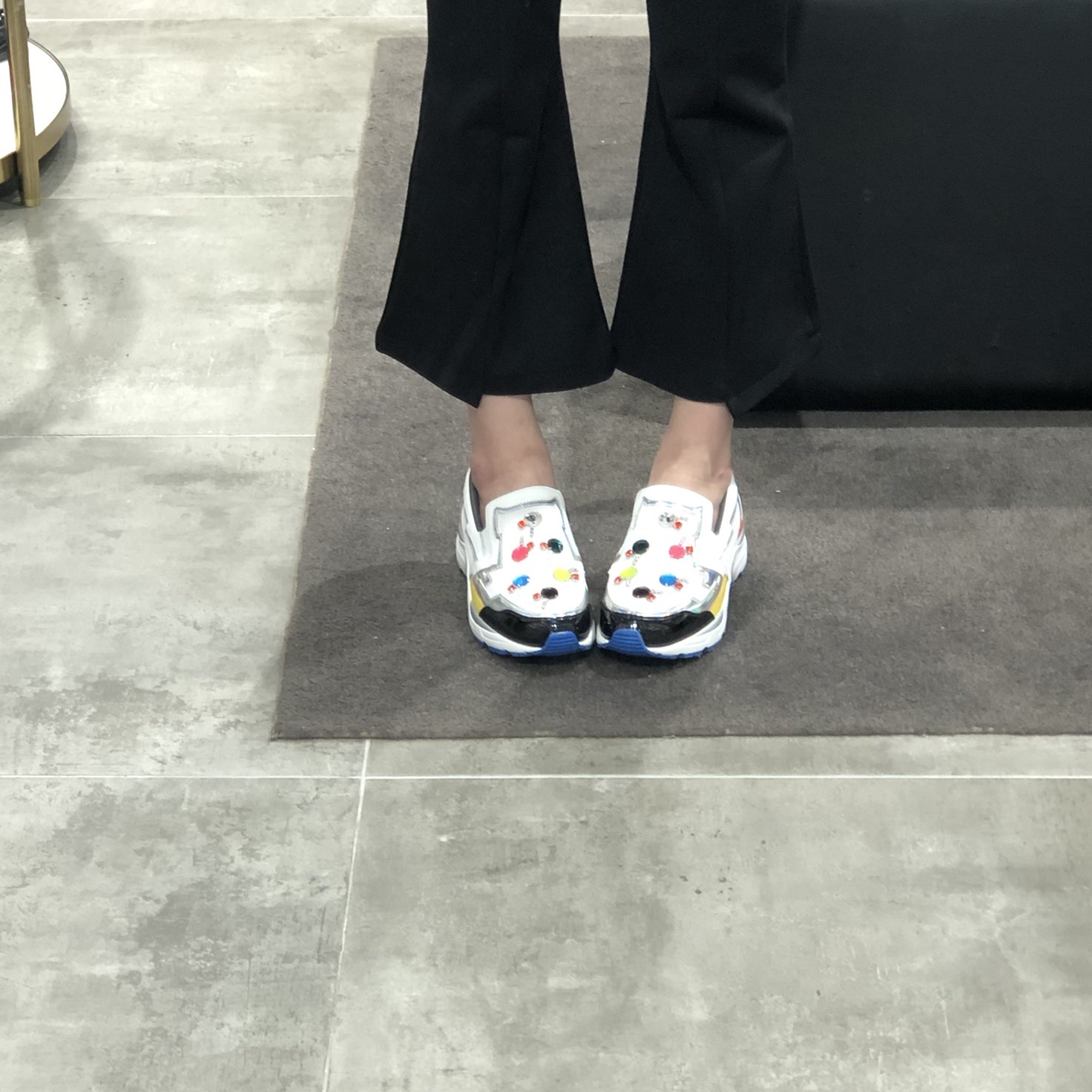 <b><p>Shu Comma Bonnie Haven star Twinkle Slip-</p></b><b><p>シューコンマみる ヘブン スター トゥインクル スリップオン LSKX55381WH</p></b><br /><br /><p align='center'>