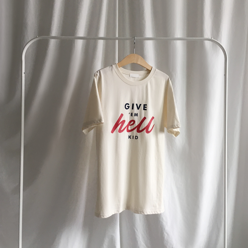 <b><p>Roulette Lring Short seves T-shi 2col Flame</p></b><b><p>ルーズフィット レタリング 半袖 Tシャツ 2col 捺染 印刷 英語 女性のラウンドティー</p></b><br /><br /><p align='center'>