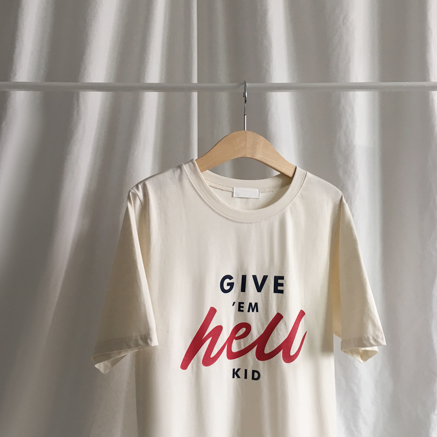 <b><p>Roulette Lring Short seves T-shi 2col Flame</p></b><b><p>ルーズフィット レタリング 半袖 Tシャツ 2col 捺染 印刷 英語 女性のラウンドティー</p></b><br /><br /><p align='center'>