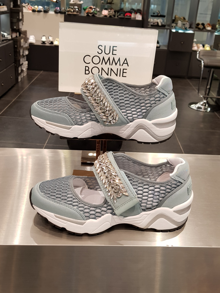 <b><p>Shu Comma Bonnie melody Slip- blue DG4DX17066BLU</p></b><b><p>シューコンマみる メロディ スリップオン ブルー DG4DX17066BLU 爽やかポイント</p></b><br /><br /><p align='center'>