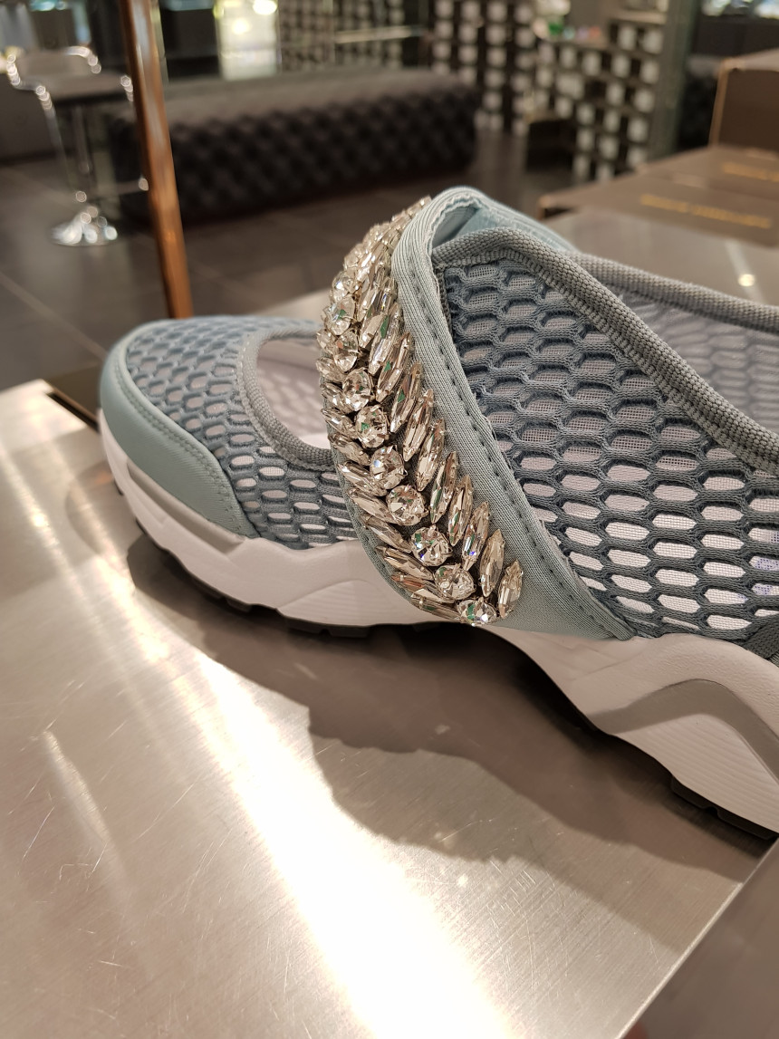 <b><p>Shu Comma Bonnie melody Slip- blue DG4DX17066BLU</p></b><b><p>シューコンマみる メロディ スリップオン ブルー DG4DX17066BLU 爽やかポイント</p></b><br /><br /><p align='center'>