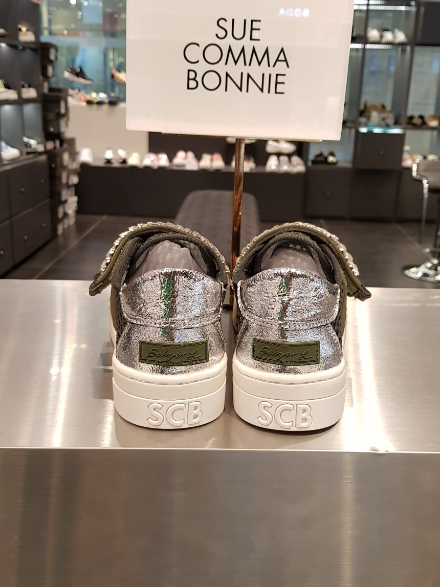 <b><p>Shu Comma Bonnie melody Sneakers khi DG4DX17068KHI</p></b><b><p>シューコンマみる メロディ スニーカー DG4DX17068KHI 爽やかポイント</p></b><br /><br /><p align='center'>