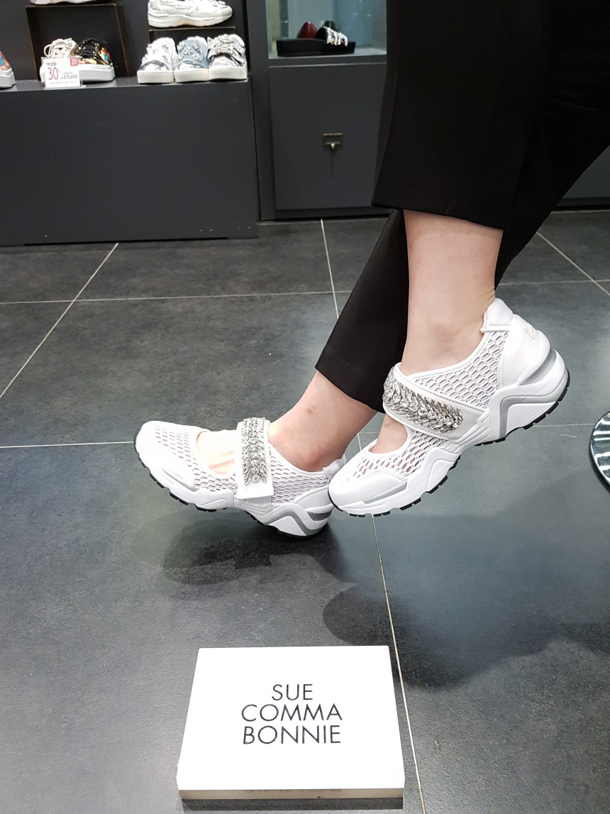 <b><p>Shu Comma Bonnie melody Slip- blue DG4DX17066BLU</p></b><b><p>シューコンマみる メロディ スリップオン ブルー DG4DX17066BLU 爽やかポイント</p></b><br /><br /><p align='center'>