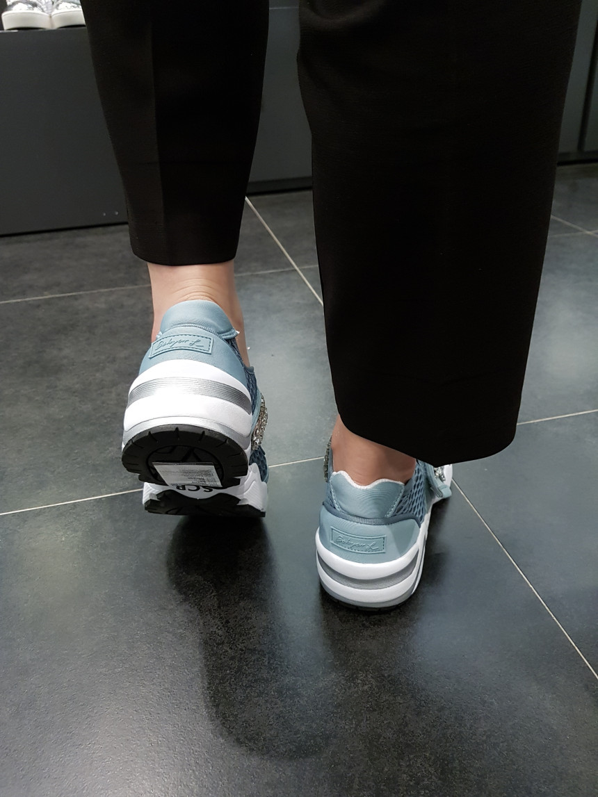 <b><p>Shu Comma Bonnie melody Slip- blue DG4DX17066BLU</p></b><b><p>シューコンマみる メロディ スリップオン ブルー DG4DX17066BLU 爽やかポイント</p></b><br /><br /><p align='center'>