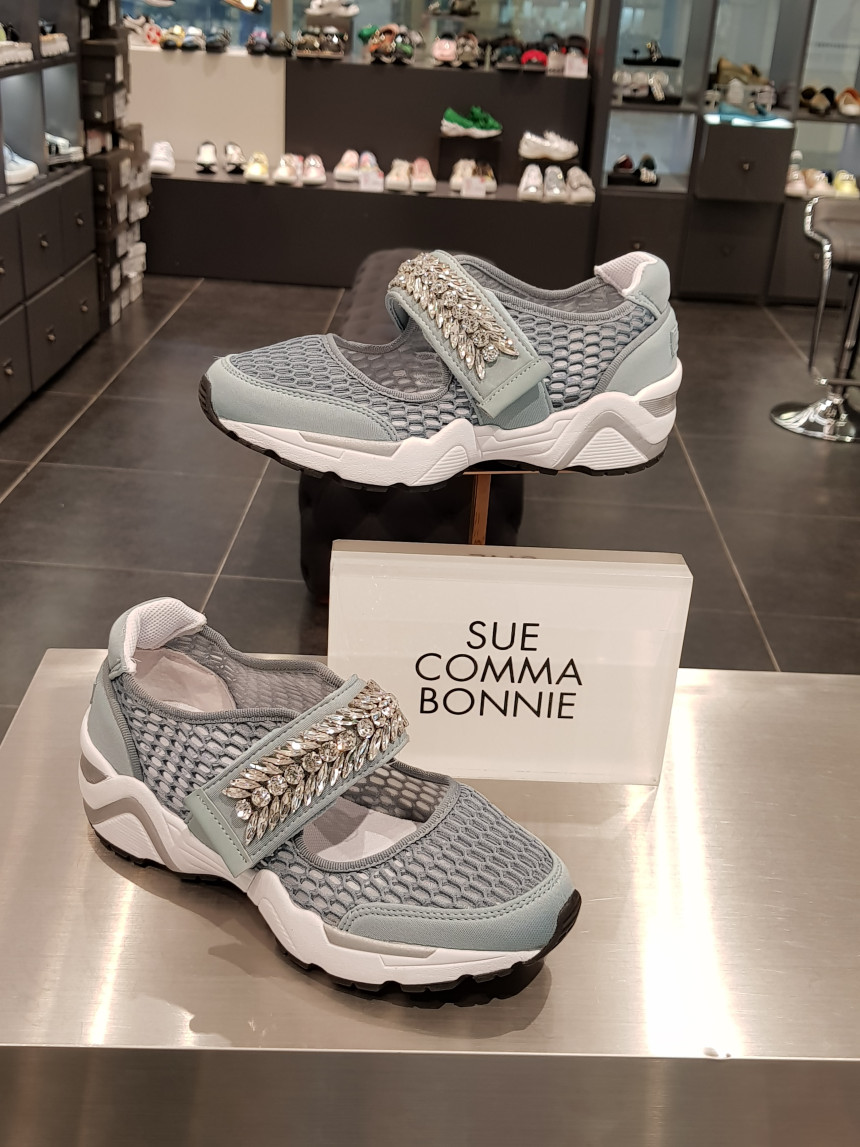 <b><p>Shu Comma Bonnie melody Slip- blue DG4DX17066BLU</p></b><b><p>シューコンマみる メロディ スリップオン ブルー DG4DX17066BLU 爽やかポイント</p></b><br /><br /><p align='center'>