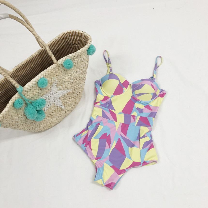 <b><p>Rainbow Monoki A colorful swimsuit Heymo</p></b><b><p>虹 モノキニ 色とりどりの水着 新婚旅行服 休暇ルック 20貸し出し ワンポン</p></b><br /><br /><p align='center'>