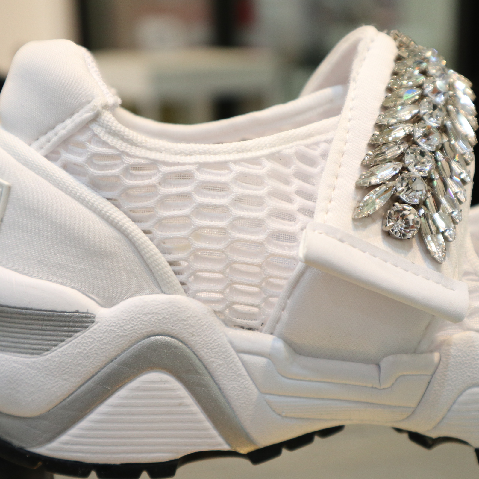 <b><p>Shu Comma Bonnie Mary Jane melody Slip- 5CM</p></b><b><p>シューコンマみる メアリー・ジェーン メロディ スリップオン 5CM ホワイト DG4DX17066</p></b><br /><br /><p align='center'>