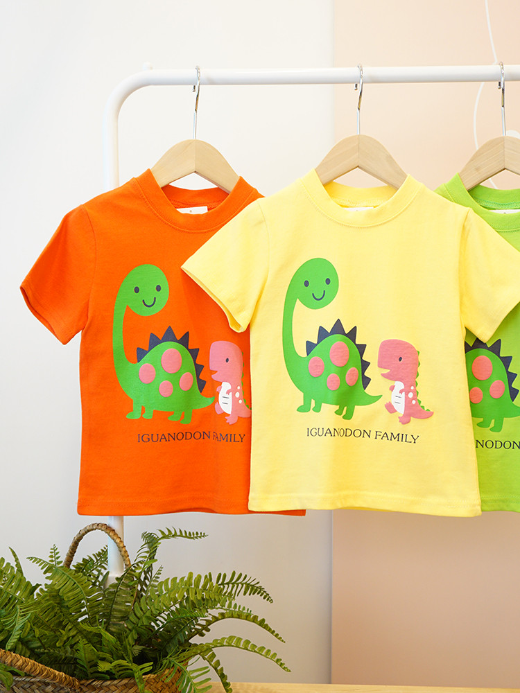 <b><p>dinosaur family Short sleeves T-shi col Nice</p></b><b><p>恐竜 家族 半袖 Tシャツ 3 色 肌触りの良い 姉妹ルックコーディネート 女の子</p></b><br /><br /><p align='center'>