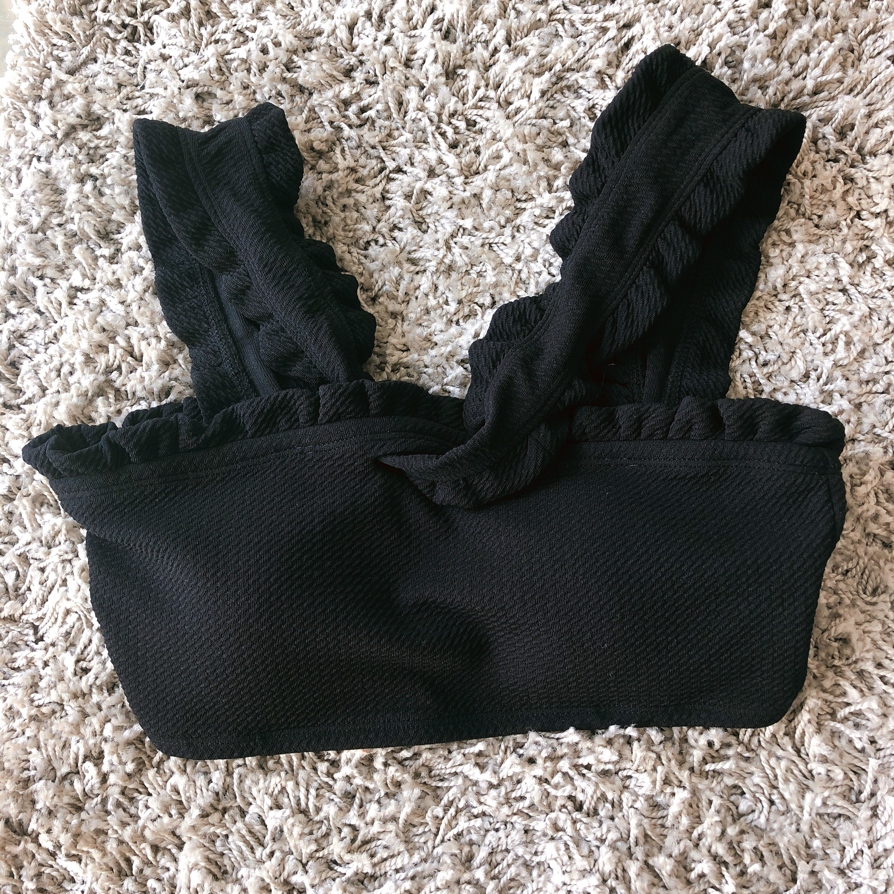 <b><p>Halter High waist Frill bikini Beach look</p></b><b><p>ホルターネック ハイウエスト フリル ビキニ ビーチル 女神水着 さわやかなデザイン</p></b><br /><br /><p align='center'>