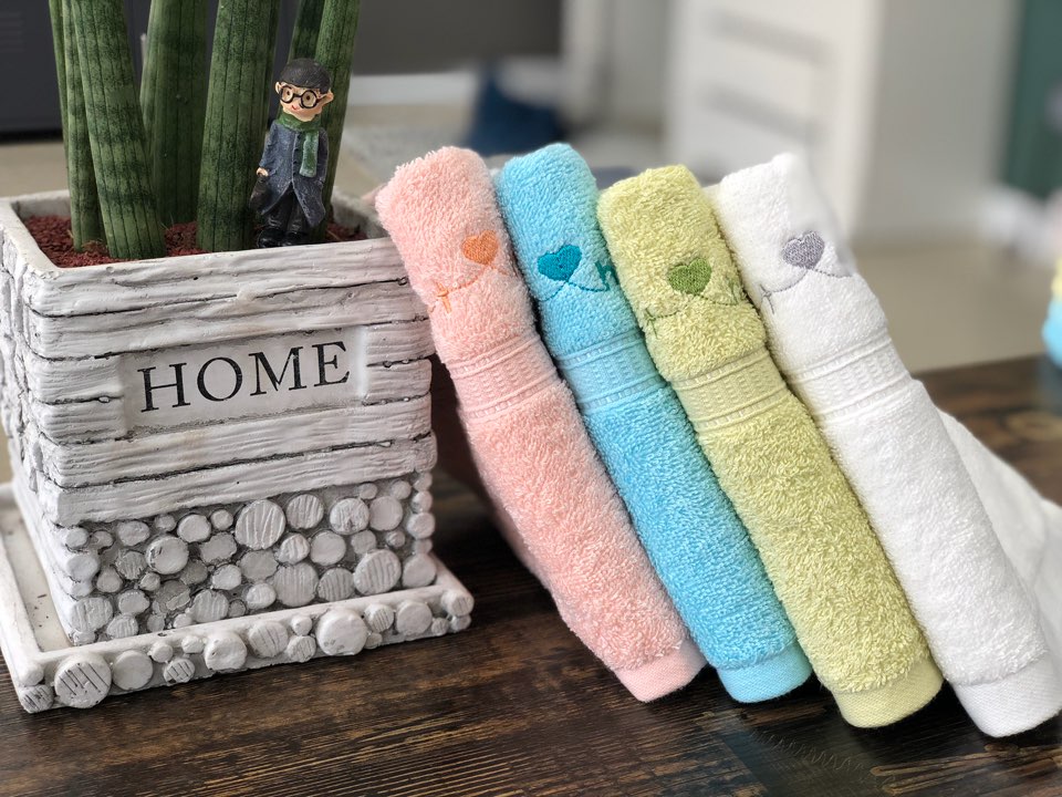 <b><p>Songwol towel Reputable hot 40 Birthday care</p></b><b><p>ソンウォルタオル 評判の ホテル 40数 初誕生日 保育園 スポーツ 進物 リング</p></b><br /><br /><p align='center'>