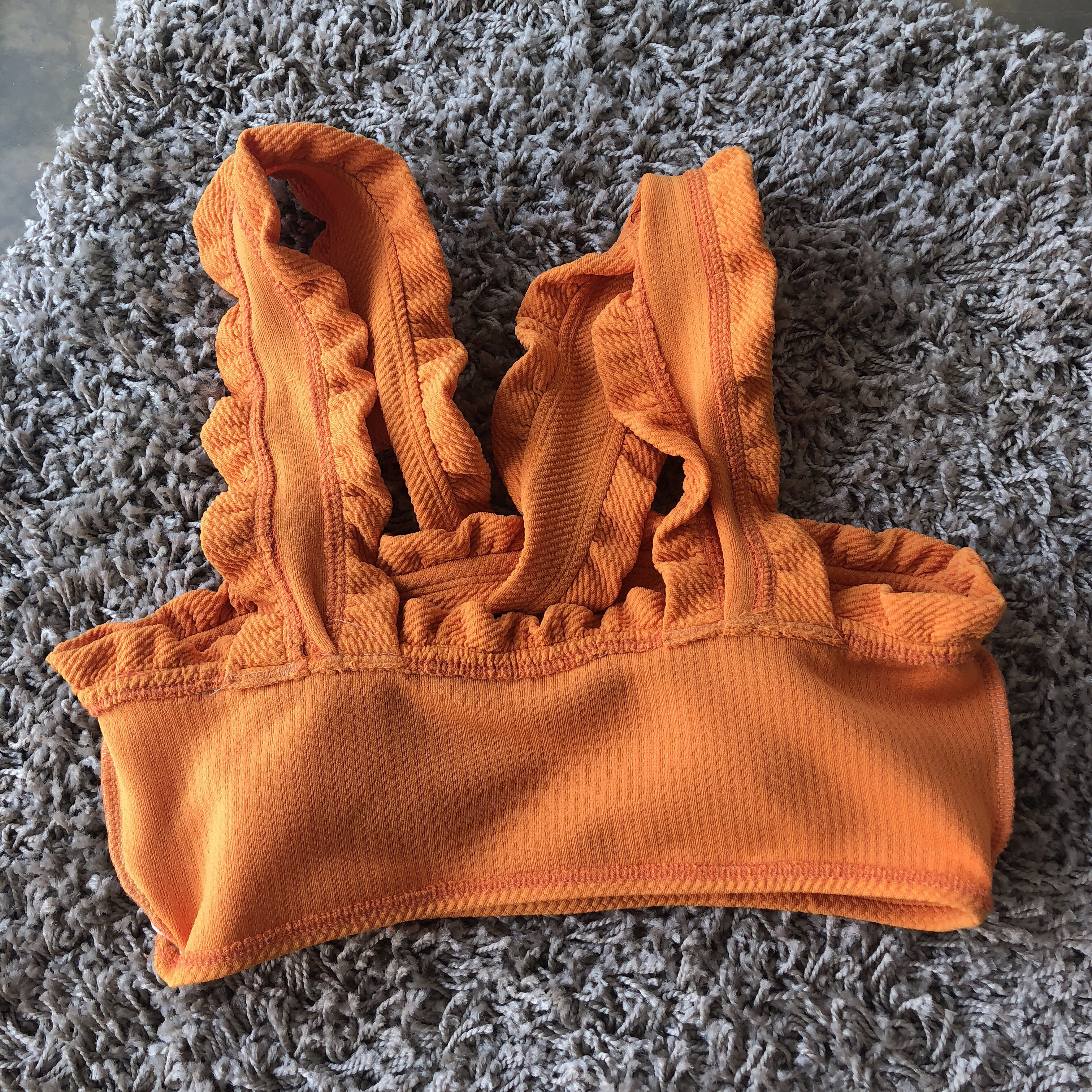 <b><p>Halter High waist Frill bikini Beach look</p></b><b><p>ホルターネック ハイウエスト フリル ビキニ ビーチル 女神水着 さわやかなデザイン</p></b><br /><br /><p align='center'>