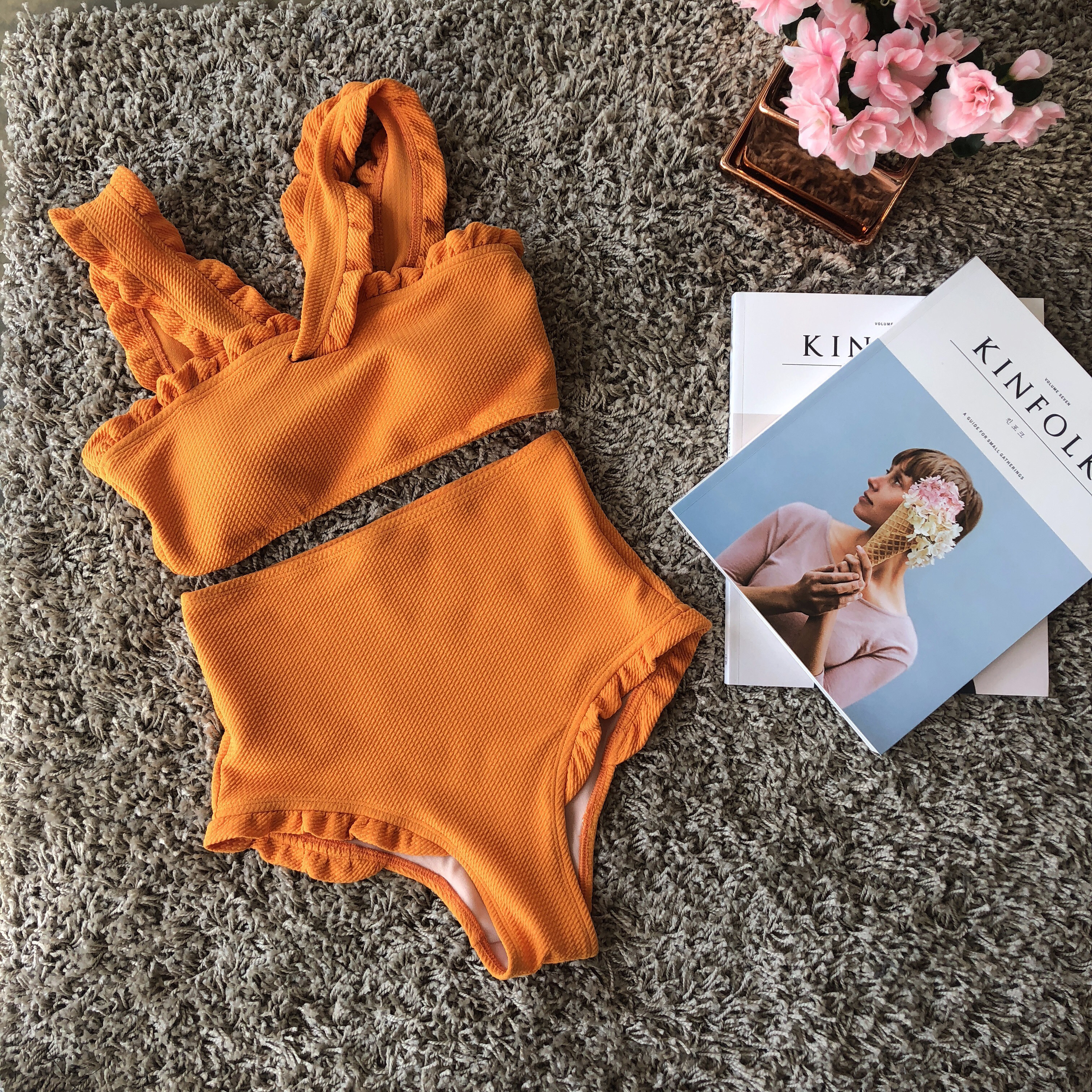 <b><p>Halter High waist Frill bikini Beach look</p></b><b><p>ホルターネック ハイウエスト フリル ビキニ ビーチル 女神水着 さわやかなデザイン</p></b><br /><br /><p align='center'>