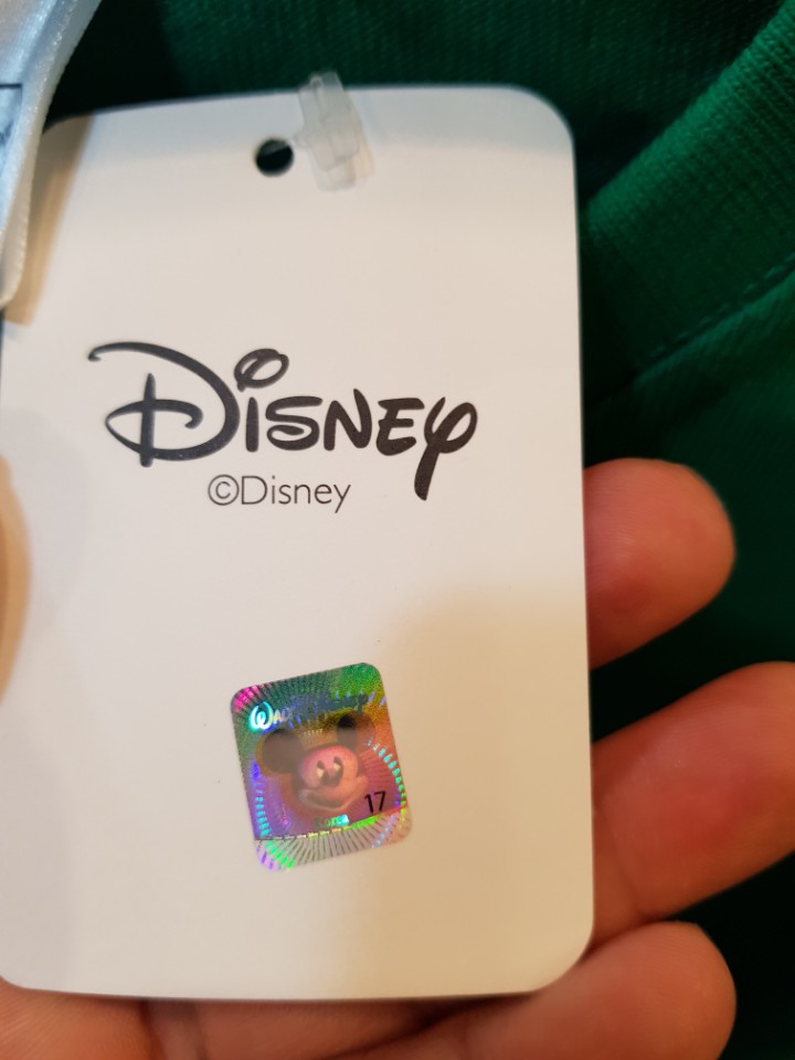 <b><p>Disney Tiger Sequins T-shirt</p></b><b><p>ディズニー タイガー スパンコール Tシャツ</p></b><br /><br /><p align='center'>