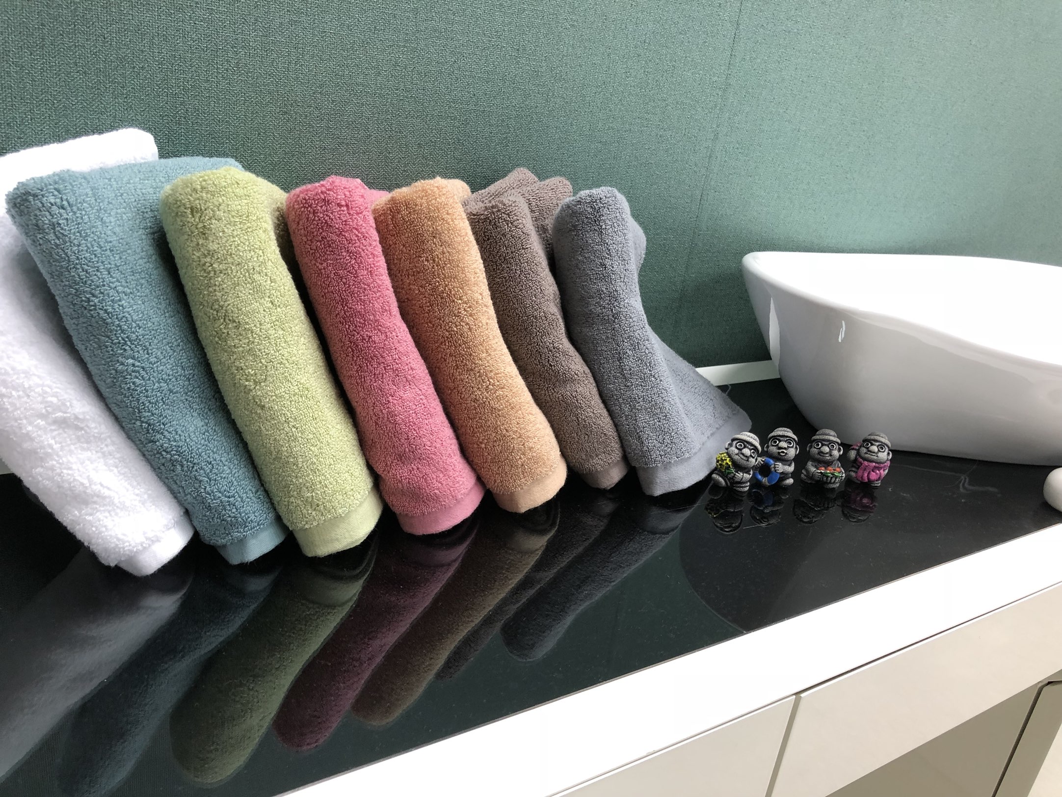 <b><p>Songwol towel Reputable hot 40 Birthday care</p></b><b><p>ソンウォルタオル 評判の ホテル 40数 初誕生日 保育園 スポーツ 進物 リング</p></b><br /><br /><p align='center'>