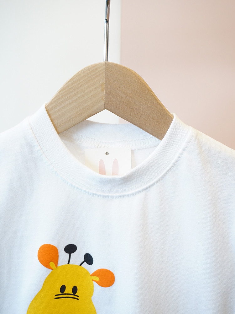 <b><p>giraffe Short sleeves T-sht col Nice touch</p></b><b><p>キリン 半袖 Tシャツ 3 色 肌触りの良い 姉妹ルックコーディネート 女の子 オルジプファッション</p></b><br /><br /><p align='center'>