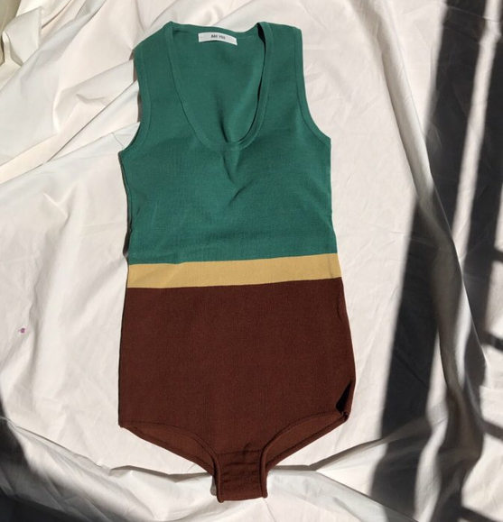 <b><p>Color neat Monokini</p></b><b><p>配色 ニット モノキニ</p></b><br /><br /><p align='center'>