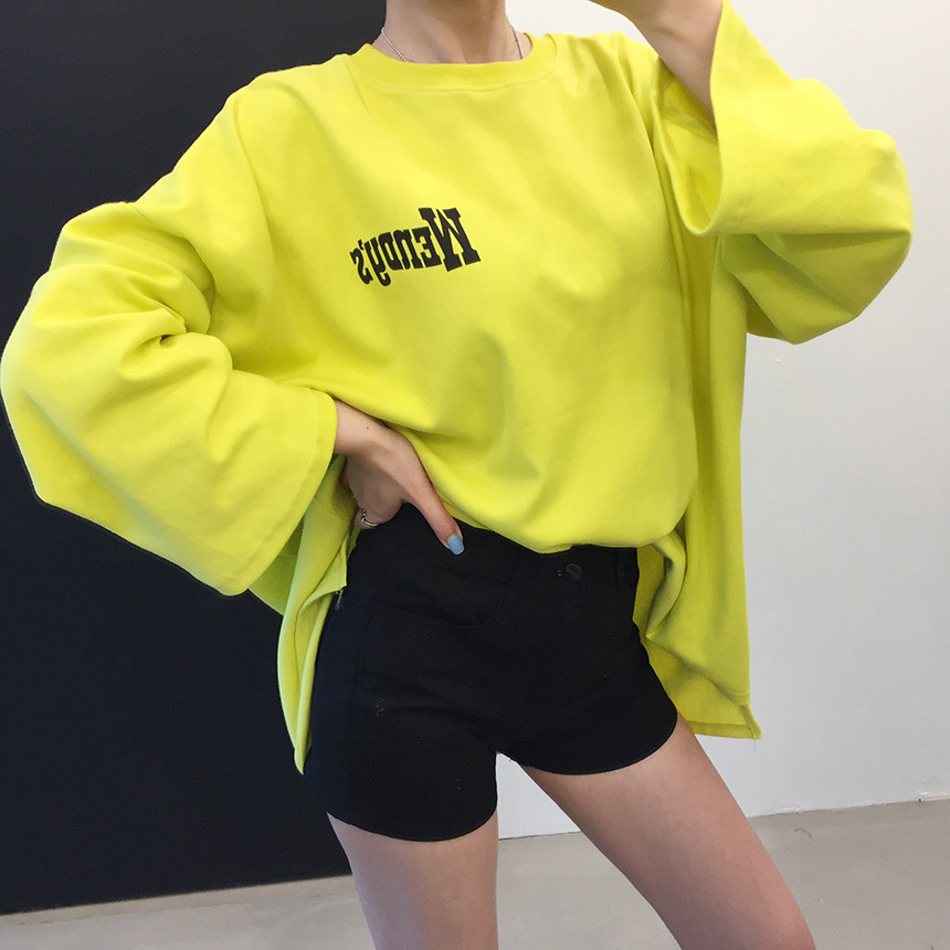 <b><p>Wendy Boxed T-shirt 4color Printing Roulette</p></b><b><p>ウェンディ ボックスTシャツ 4色 印刷 ルーズフィット チュリ 女性長袖 オ・バフェ</p></b><br /><br /><p align='center'>