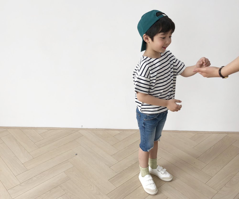 <b><p>Baby summer stripe Petit Broth and si Nursy</p></b><b><p>幼 夏 ストライプ プチ 兄妹カップルルック 保育園Tシャツ デイリーに着る良い</p></b><br /><br /><p align='center'>