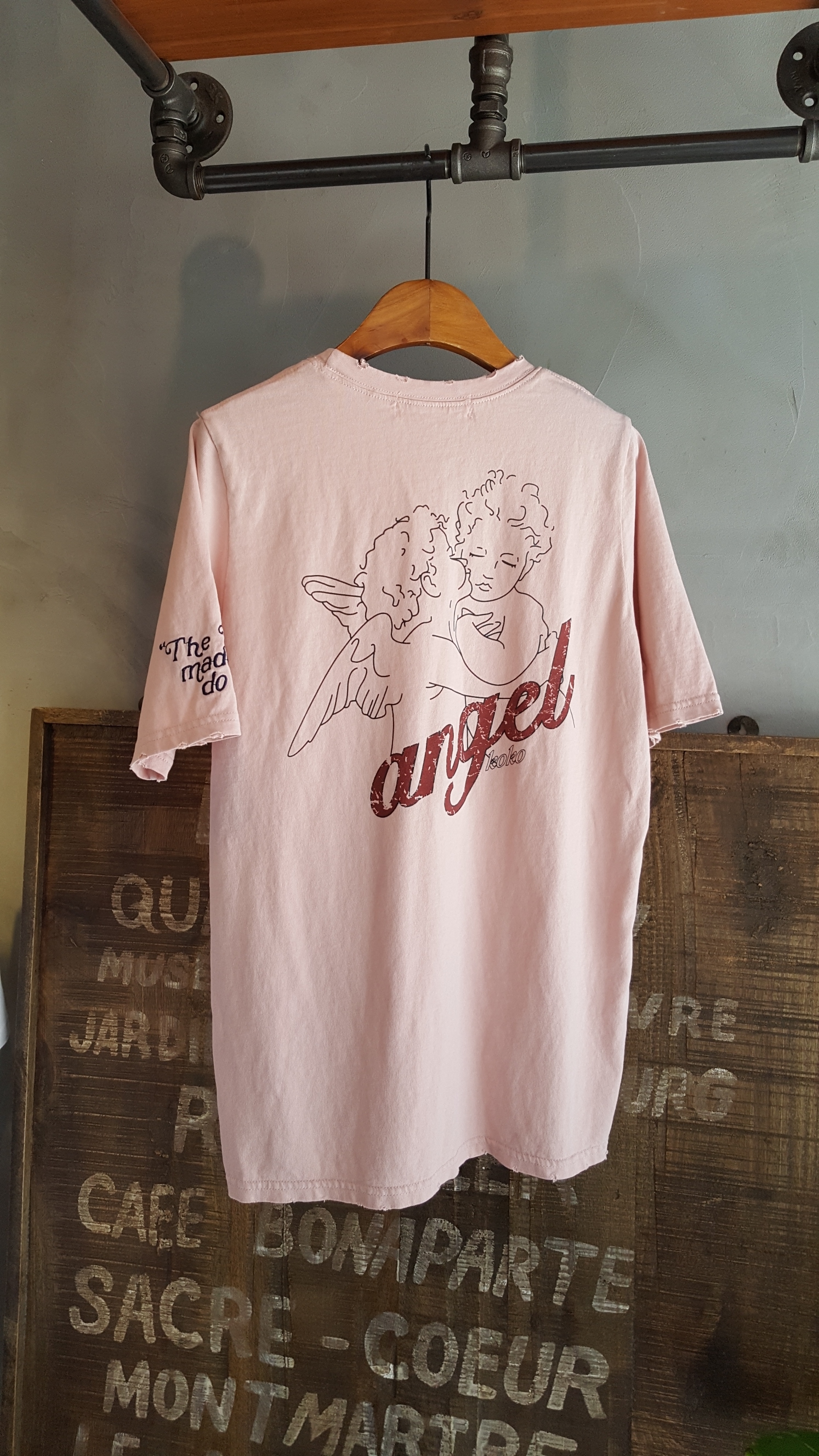 <b><p>Angel Letteri embroidy Short sleeves T-shi</p></b><b><p>エンジェル レタリング 刺繍 半袖 Tシャツ ガールフレンドコーディネート 断定</p></b><br /><br /><p align='center'>