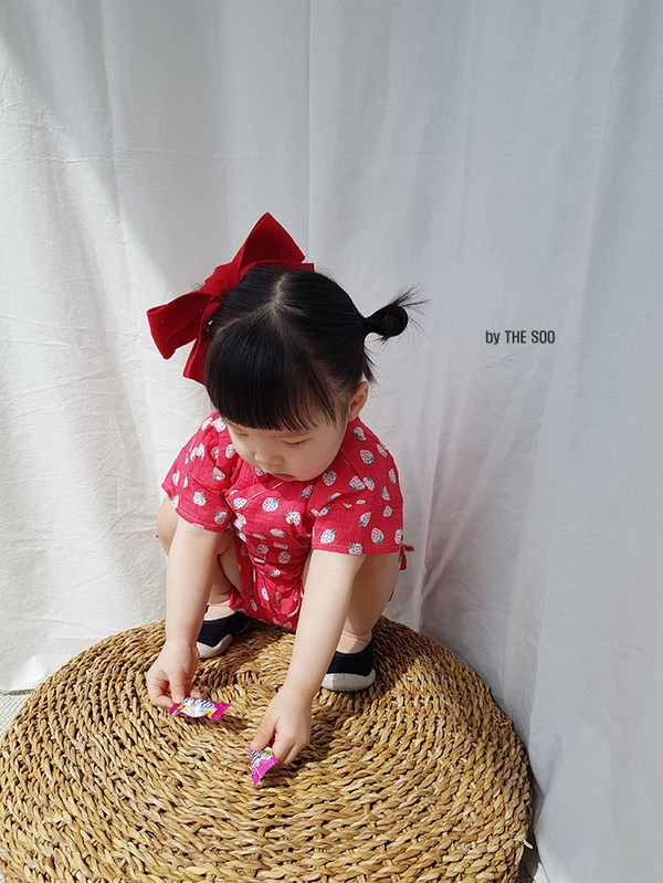 <b><p>More Jin Bay child Yukata life Han bok High</p></b><b><p>ドス ジンベイ 幼児 浴衣 生活 韓服 サンハボク 子供服セット 休暇ルック バカンス</p></b><br /><br /><p align='center'>