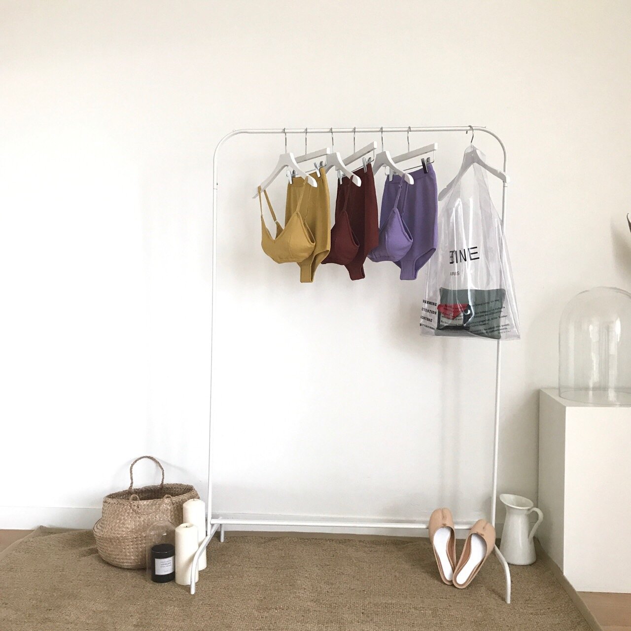 <b><p>color neat bikini 2r High waist triangle</p></b><b><p>カラー ニット ビキニ 2色 ハイウエスト 三角 ブリーフ 水着 セヌ</p></b><br /><br /><p align='center'>