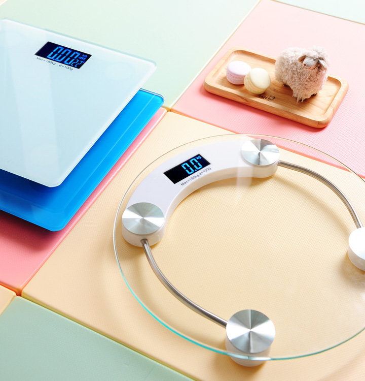 노바리빙 누드 원형 체중계 디지털 LCD 3A 백라이트 몸무게 측정기