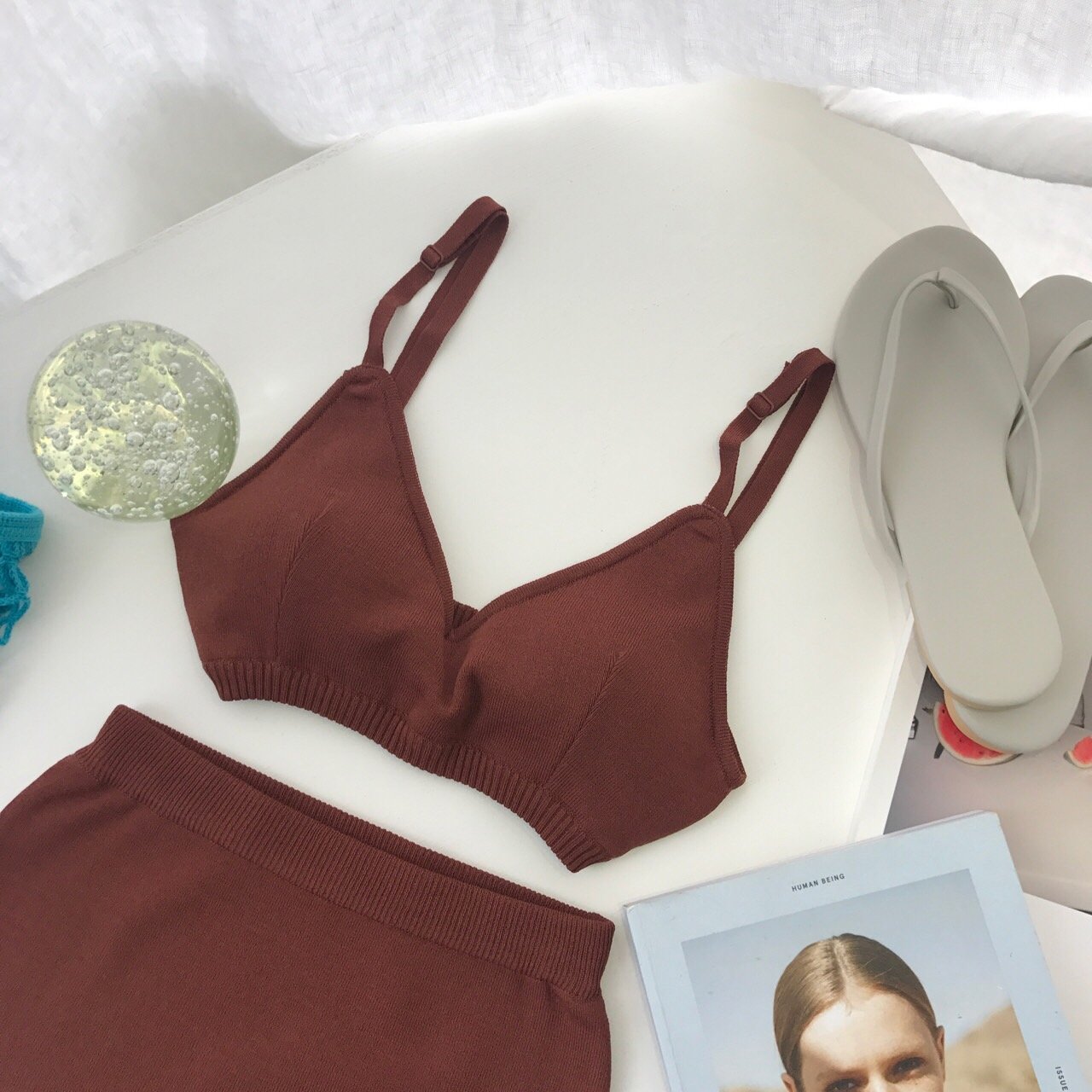 <b><p>color neat bikini 2r High waist triangle</p></b><b><p>カラー ニット ビキニ 2色 ハイウエスト 三角 ブリーフ 水着 セヌ</p></b><br /><br /><p align='center'>