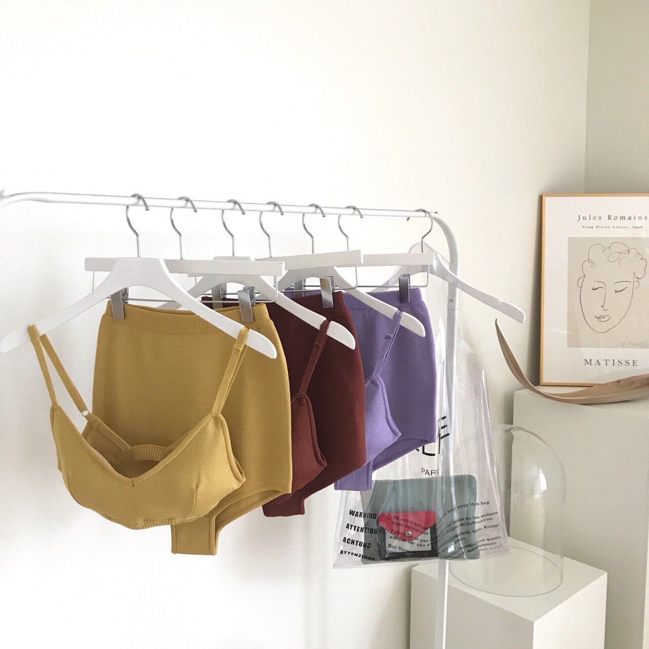 <b><p>color neat bikini 2r High waist triangle</p></b><b><p>カラー ニット ビキニ 2色 ハイウエスト 三角 ブリーフ 水着 セヌ</p></b><br /><br /><p align='center'>