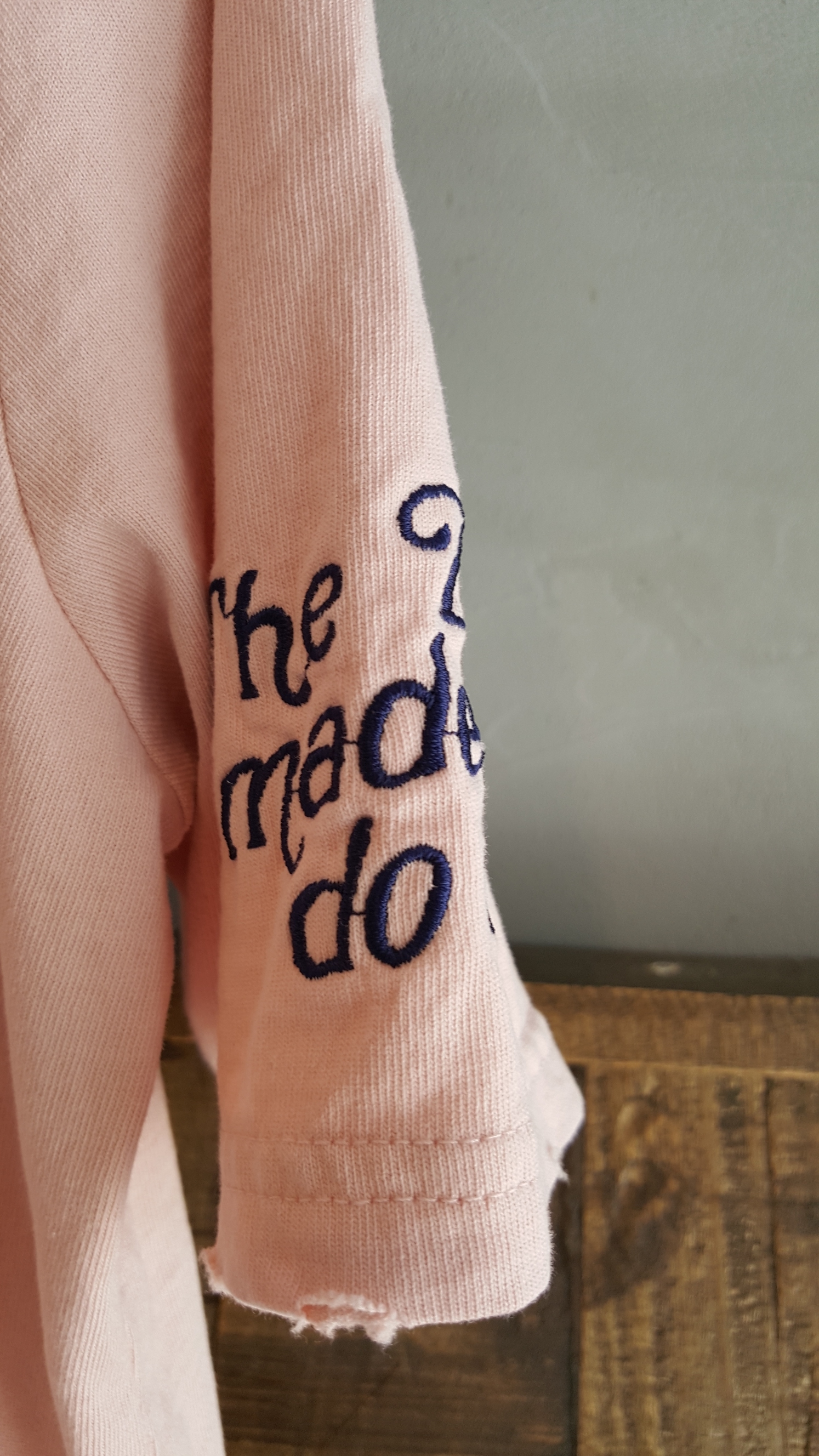 <b><p>Angel Letteri embroidy Short sleeves T-shi</p></b><b><p>エンジェル レタリング 刺繍 半袖 Tシャツ ガールフレンドコーディネート 断定</p></b><br /><br /><p align='center'>