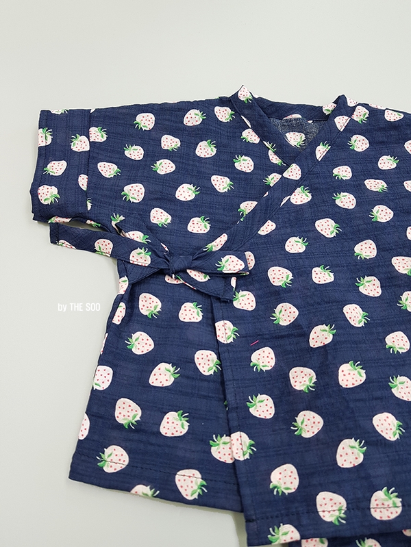 <b><p>More Jin Bay child Yukata life Han bok High</p></b><b><p>ドス ジンベイ 幼児 浴衣 生活 韓服 サンハボク 子供服セット 休暇ルック バカンス</p></b><br /><br /><p align='center'>