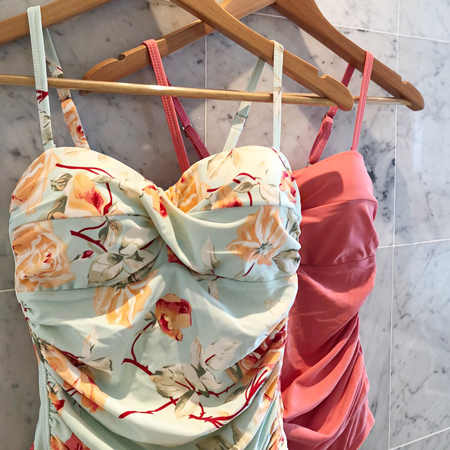 <b><p>wire Shring flower Monoki New bath suit lyd</p></b><b><p>ワイヤー シャーリング フラワー モノキニ 神幸水着 新婚て ビーチ ワンピース非</p></b><br /><br /><p align='center'>