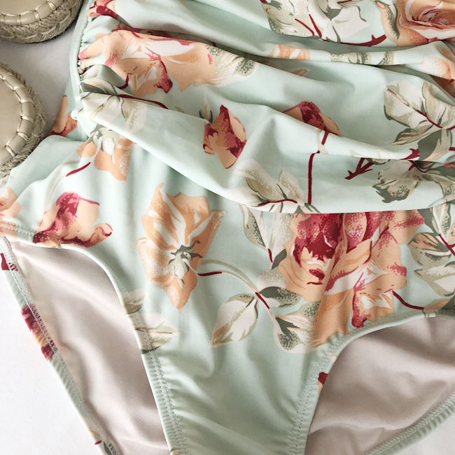 <b><p>wire Shring flower Monoki New bath suit lyd</p></b><b><p>ワイヤー シャーリング フラワー モノキニ 神幸水着 新婚て ビーチ ワンピース非</p></b><br /><br /><p align='center'>