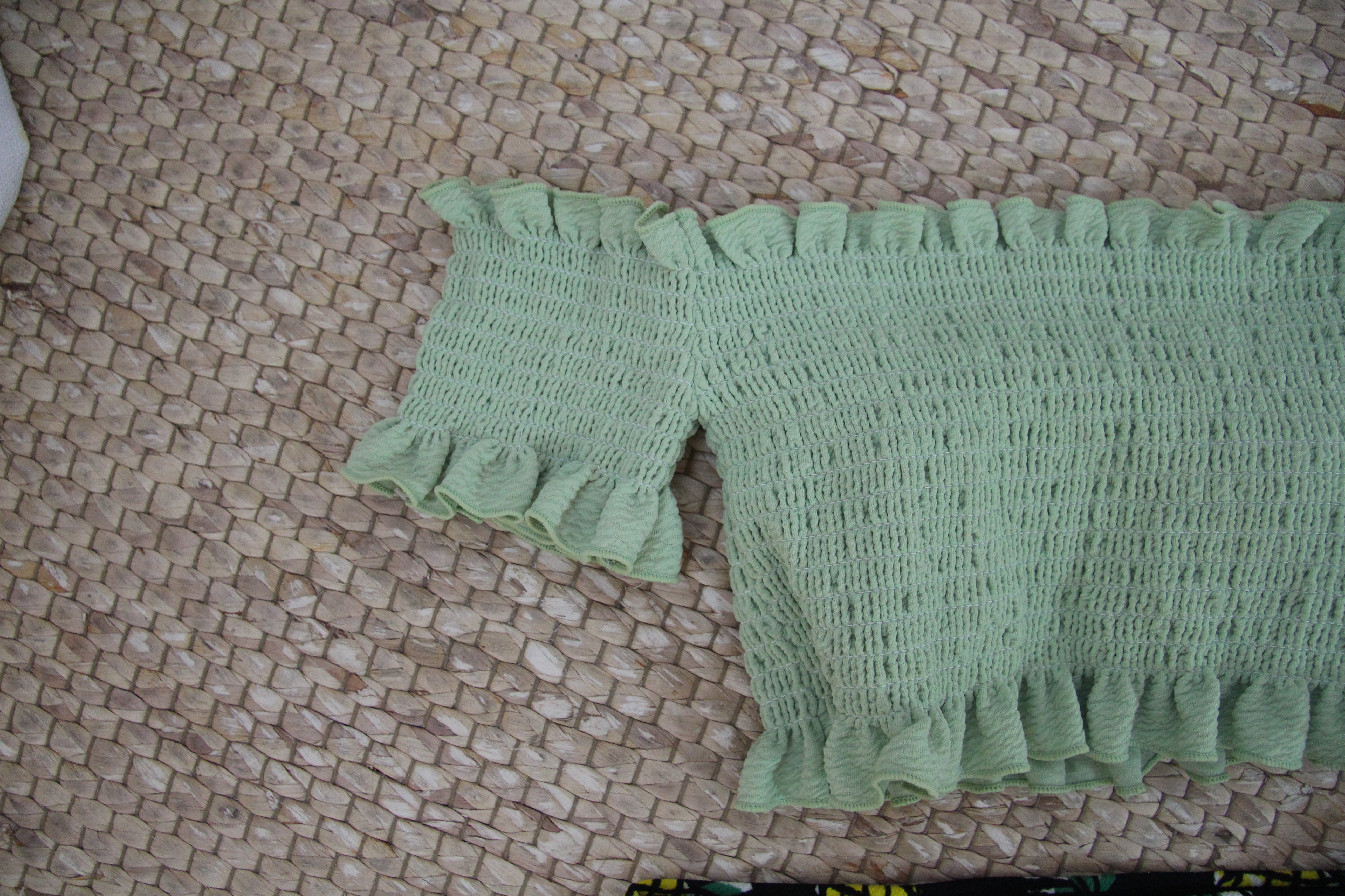 <b><p>pineapple off biki Casual swimwr convenient</p></b><b><p>パイナップル オフ ビキニ カジュアル水着 便利な ビーチコーディネート ラブリー</p></b><br /><br /><p align='center'>