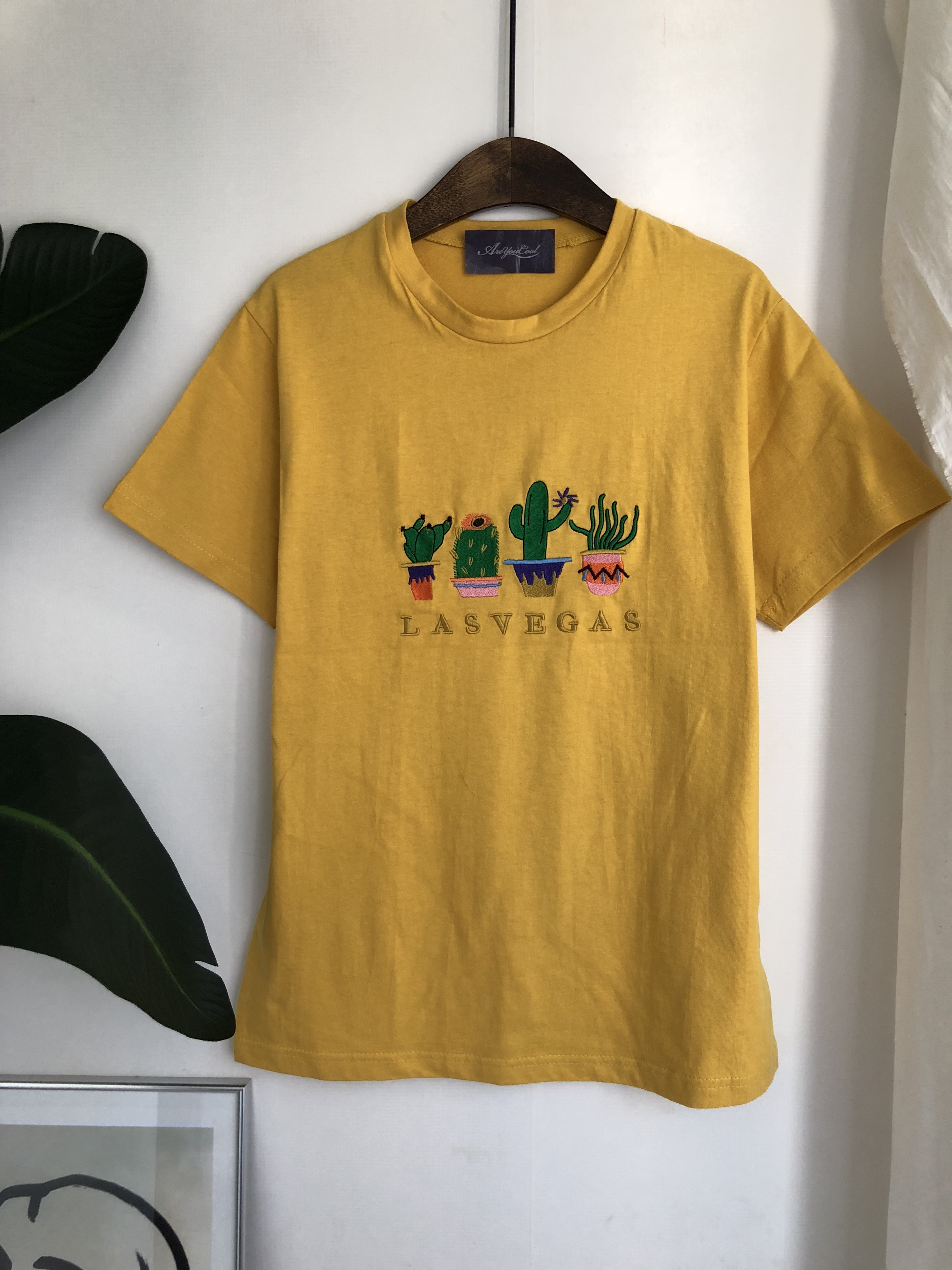 <b><p>summer cute Short sleeves T-shi Cactus Embroidy</p></b><b><p>夏 かわいい 半袖 Tシャツ サボテンティー 刺繍 キャラクター 女性 イラスト</p></b><br /><br /><p align='center'>