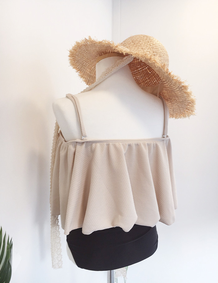 <b><p>High waist Off shoulder Frill bikini swimsuit</p></b><b><p>ハイウエスト オフショルダー フリル ビキニ 水着 ニット 新婚旅行 バカンスルック</p></b><br /><br /><p align='center'>