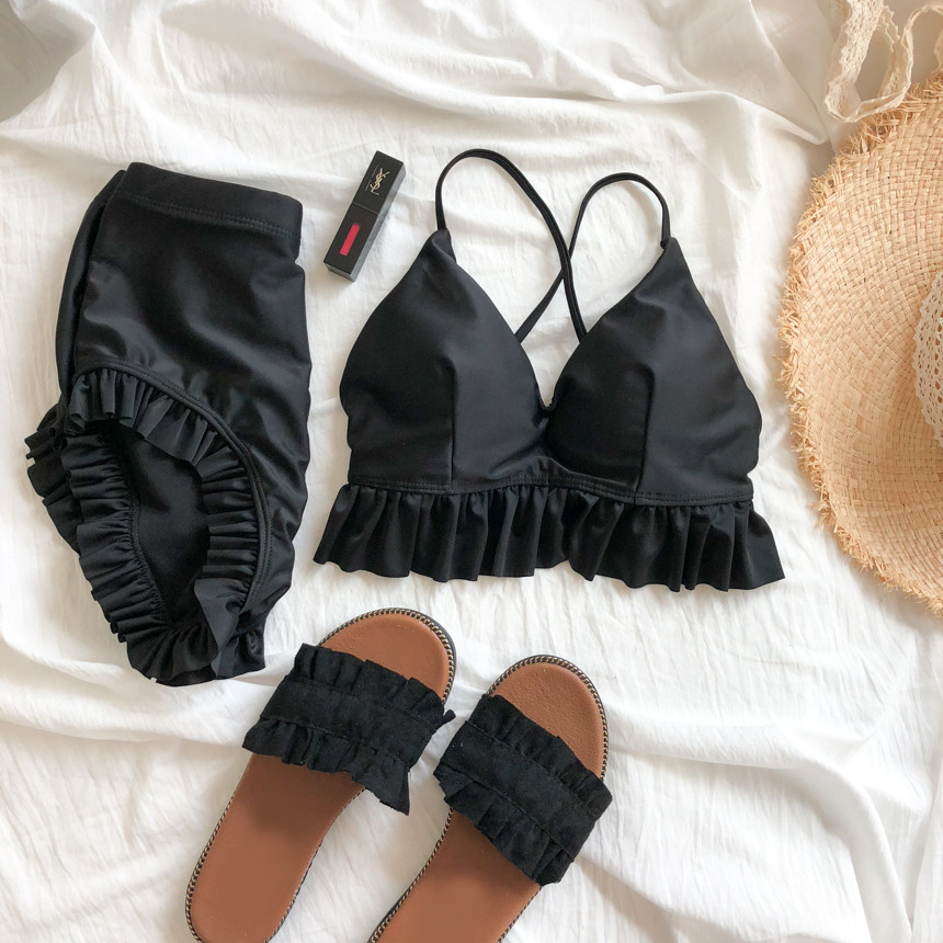 <b><p>Wongpom black Frill bikini</p></b><b><p>ワンポン ブラック フリル ビキニ</p></b><br /><br /><p align='center'>