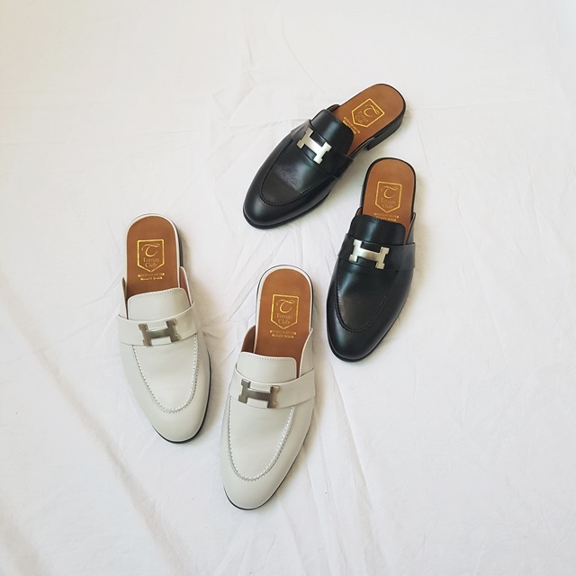 <b><p>coup Cowhide Mu Bler 2lor Paddock man Wo</p></b><b><p>カップル 牛革 H装飾 ミュール ブローファー 2色 手札ダックス 男 女性 身長</p></b><br /><br /><p align='center'>