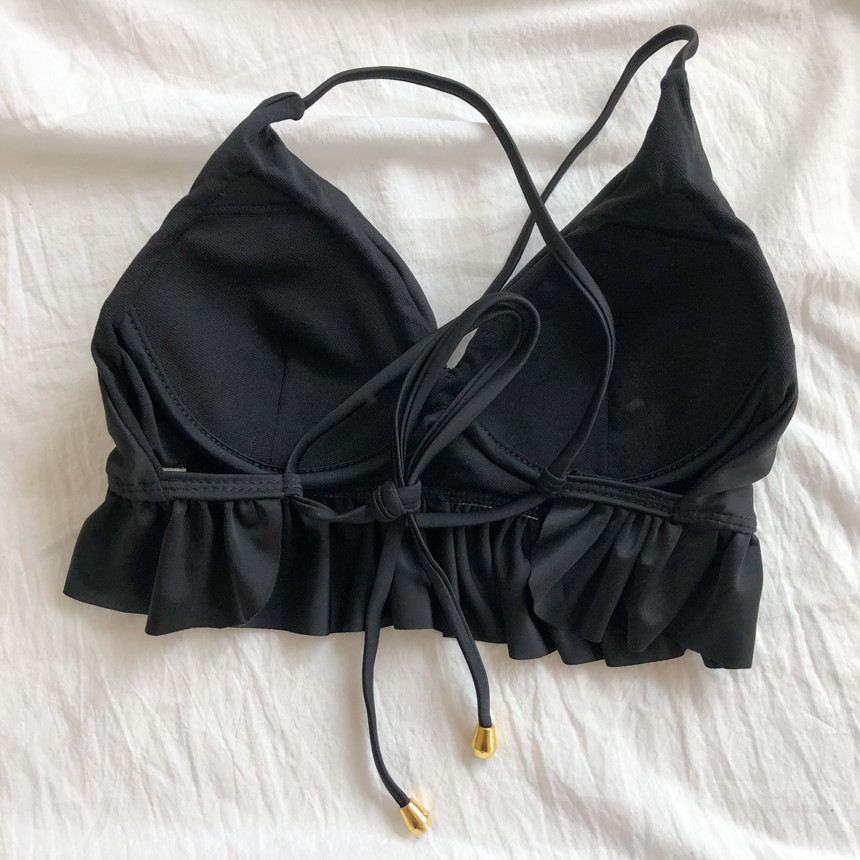 <b><p>Wongpom black Frill bikini</p></b><b><p>ワンポン ブラック フリル ビキニ</p></b><br /><br /><p align='center'>