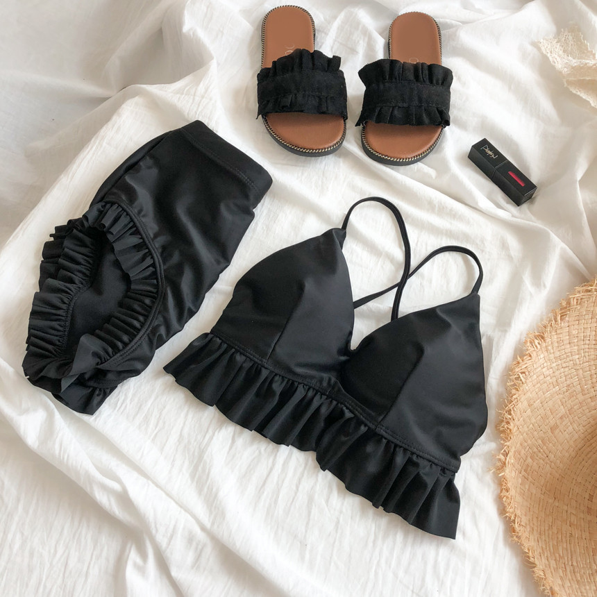 <b><p>Wongpom black Frill bikini</p></b><b><p>ワンポン ブラック フリル ビキニ</p></b><br /><br /><p align='center'>
