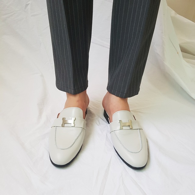 <b><p>coup Cowhide Mu Bler 2lor Paddock man Wo</p></b><b><p>カップル 牛革 H装飾 ミュール ブローファー 2色 手札ダックス 男 女性 身長</p></b><br /><br /><p align='center'>