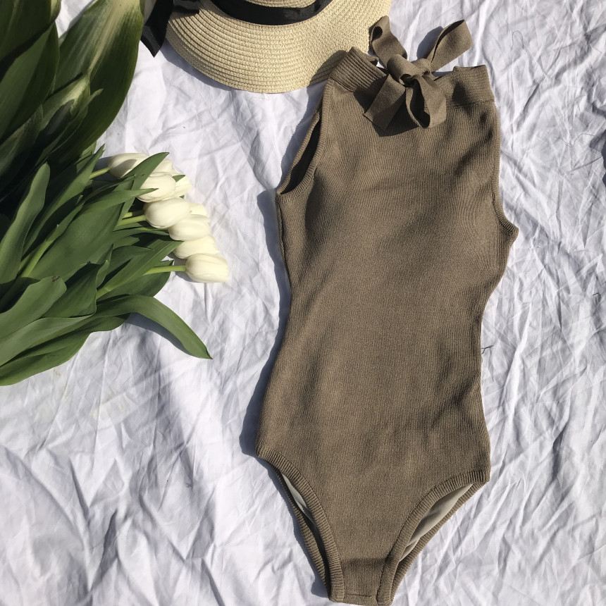 <b><p>Halter neat Monokini 4color Bch rest swimsuit</p></b><b><p>ホルターネック ニット モノキニ 4色 リゾートビーチル 水着 カジュアル バカンス</p></b><br /><br /><p align='center'>